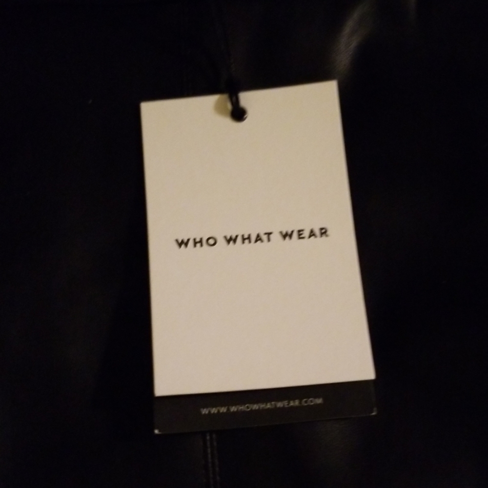 NWT Simulated Leather Skirt - Picture 4 of 8